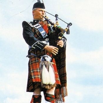 ecossais-sont-nus-sous-leur-kilt-316977.jpg