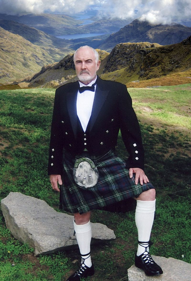sean-connery-in-kilt-1.jpg